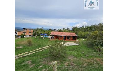 ref 898a lago calima/ en parcelación /vendo casa campestre