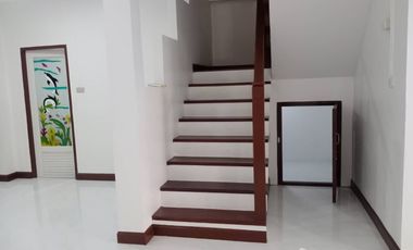 3 Bedroom Townhouse for sale at Lully Ville Lumlukka Khlong 3