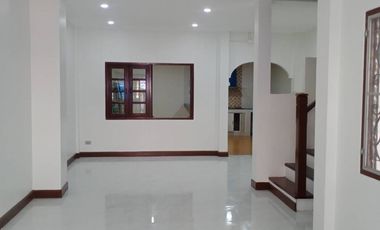 3 Bedroom Townhouse for sale at Lully Ville Lumlukka Khlong 3