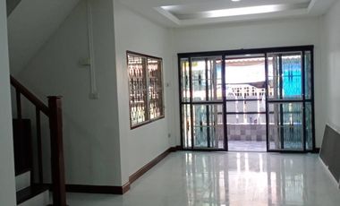 3 Bedroom Townhouse for sale at Lully Ville Lumlukka Khlong 3