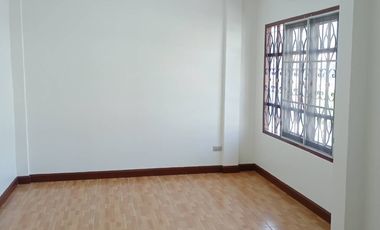 3 Bedroom Townhouse for sale at Lully Ville Lumlukka Khlong 3