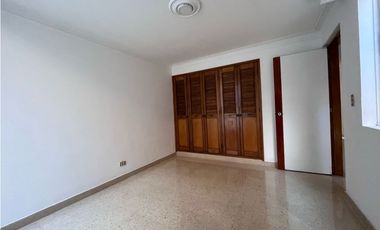 SE VENDE O SE ARRIENDA APARTAMENTO EN LAURELES