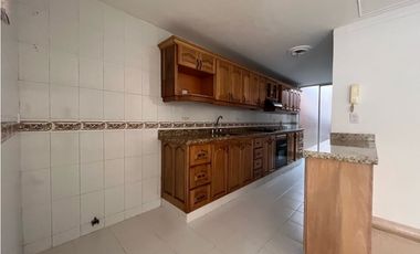 SE VENDE O SE ARRIENDA APARTAMENTO EN LAURELES