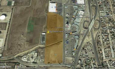 Terreno Comercial frente a Plaza Pabellón Rosarito