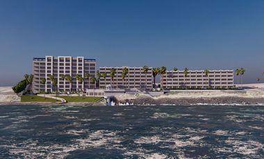 Ocean Front Luxury Condo / Condominio De Lujo Frente Al Mar