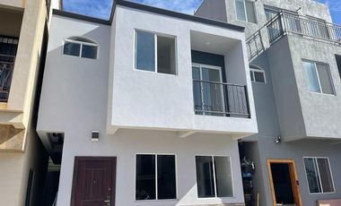 Casa en Renta a Pasos de la Playa, Rosarito Beach.