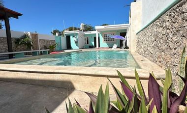 Casa en Chicxulub Puerto de un piso y a dos calles de la playa
