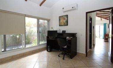 SE ALQUILA CASA DE PLAYA CON PISCINA EN SAN CARLOS