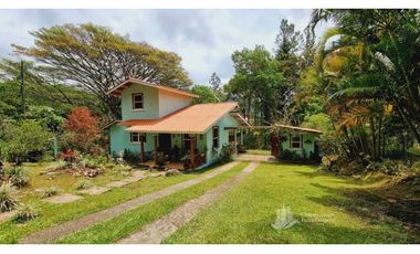 ALQUILER CASA AMOBLADA  EN  ALTOS DEL MARIA cv