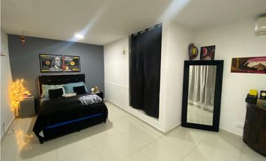 VILLA DE LAS FUENTES / 2 NIVELES / 4 HABITACION / 380 M2 / 3 BAÑOS