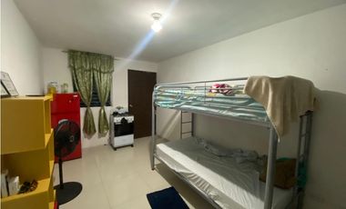 VILLA DE LAS FUENTES / 2 NIVELES / 4 HABITACION / 380 M2 / 3 BAÑOS