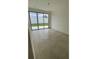 Costa Sur / VENTA CASA PROYECTO/487m2