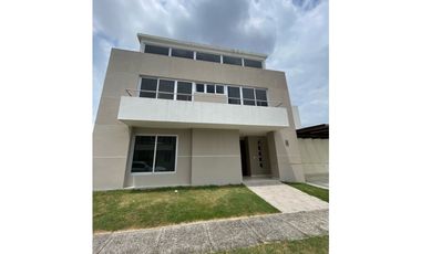 Costa Sur / VENTA CASA PROYECTO/487m2