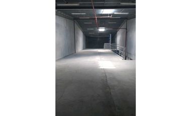 ALQUILER BODEGA JUAN DIAZ 500 M2 MEGA STORE