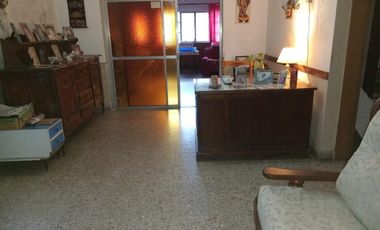 Casa para 2 Familias en venta en Lanus Este
