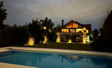 Casa en venta en Las Praderas de Lujan