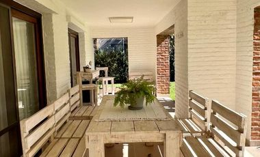 Casa en venta en Las Praderas de Lujan