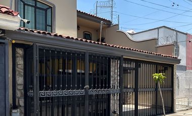 Jardines de La Paz, Emiliano Zapata