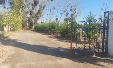 Oportunidad de parcela en Bollenar con linda casa estilo Georgian en excelente estado