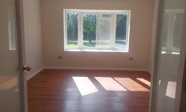 Oportunidad de parcela en Bollenar con linda casa estilo Georgian en excelente estado