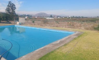 Oportunidad de parcela en Bollenar con linda casa estilo Georgian en excelente estado