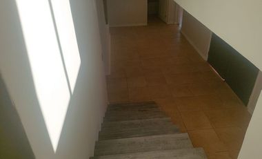 Oportunidad de parcela en Bollenar con linda casa estilo Georgian en excelente estado