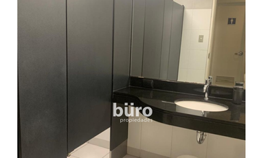 OFICINA EN VENTA CENTRO EMPRESARIAL REAL AL LADO DEL SWISSHOTEL EN SAN ISIDRO