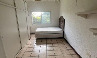 Casa en venta y alquiler - Barrio Echeverria del Lago, Canning