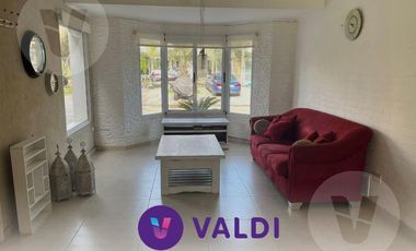 Casa en venta y alquiler - Barrio Echeverria del Lago, Canning