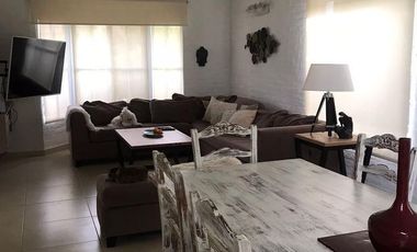 Casa en venta y alquiler - Barrio Echeverria del Lago, Canning