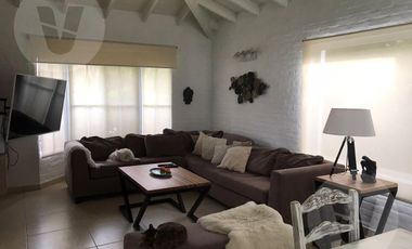 Casa en venta y alquiler - Barrio Echeverria del Lago, Canning