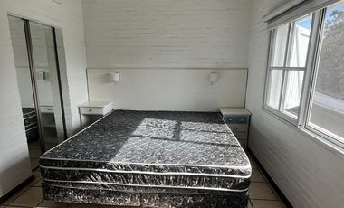 Casa en venta y alquiler - Barrio Echeverria del Lago, Canning