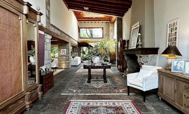 SANTA FE EN PRIVADA CASA AMUEBLADA CON JARDÍN EN VENTA