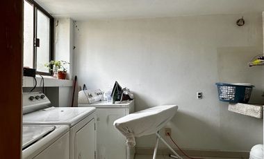SANTA FE EN PRIVADA CASA AMUEBLADA CON JARDÍN EN VENTA