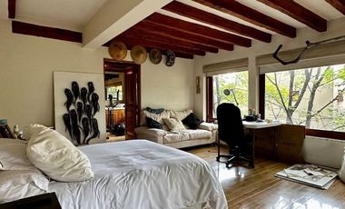 SANTA FE EN PRIVADA CASA AMUEBLADA CON JARDÍN EN VENTA