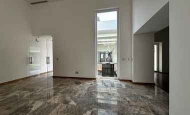 Residencia en Venta en Santa Anita Club de Golf, Tlajomulco de Zuñiga, Jalisco.