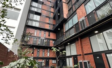 LOFT DOBLE ALTURA AMUEBLADO EN RENTA EN COL. AMERICANA GUADALAJARA