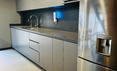 LOFT DOBLE ALTURA AMUEBLADO EN RENTA EN COL. AMERICANA GUADALAJARA