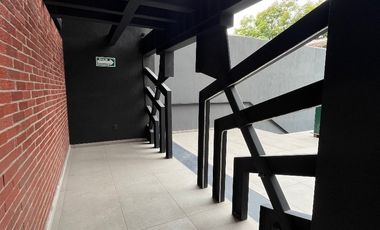 LOFT DOBLE ALTURA AMUEBLADO EN RENTA EN COL. AMERICANA GUADALAJARA