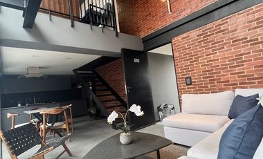 LOFT DOBLE ALTURA AMUEBLADO EN RENTA EN COL. AMERICANA GUADALAJARA