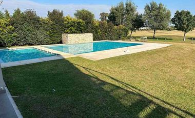 Casa en alquiler en Belen de Escobar