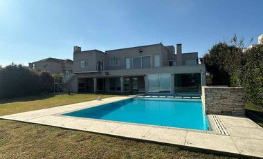 Casa en alquiler en Belen de Escobar