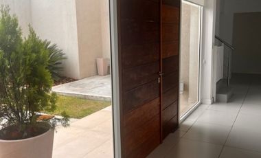 Casa en alquiler en Belen de Escobar
