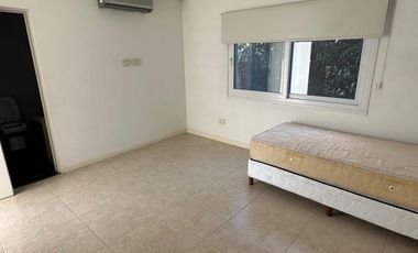Casa en alquiler en Belen de Escobar