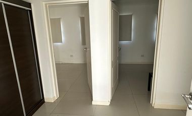 Casa en alquiler en Belen de Escobar