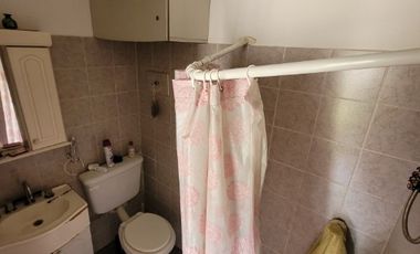 Casa con Departamento en venta en Quilmes Oeste