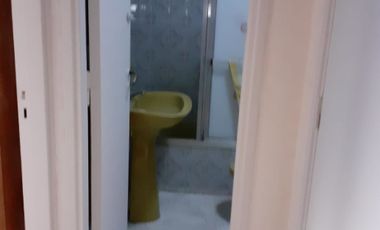 Casa con Departamento en venta en Quilmes Oeste