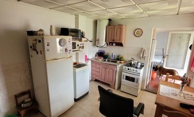 Casa con Departamento en venta en Quilmes Oeste