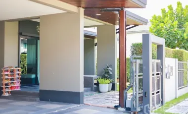 For rent or sale 4 Bedroom Detached House in Setthasiri Wongwaen-Lamlukka in Bueng Kham Phroi, Lam Luk Ka, Pathum Thani