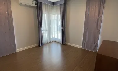For rent or sale 4 Bedroom Detached House in Setthasiri Wongwaen-Lamlukka in Bueng Kham Phroi, Lam Luk Ka, Pathum Thani